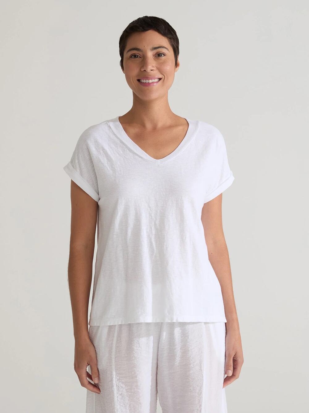 CUT LOOSE - Linen Cotton Jersey V-Neck Cap Tee - 5016262 - White - Medium